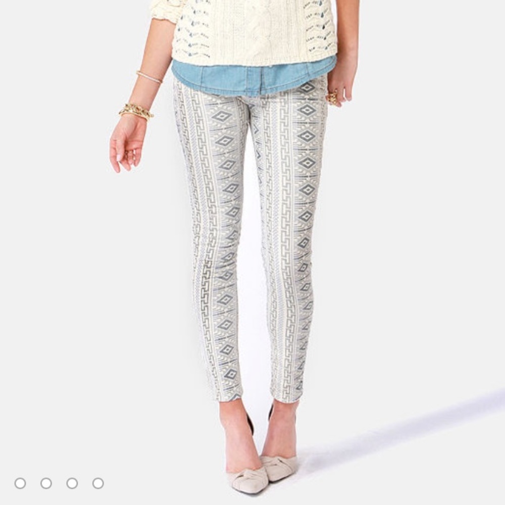 Jack by BB Dakota Aztec Tribal Skinny Leg Pants